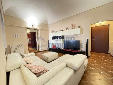 Foto Appartamento in Via S. Dalmazzo 131, Taggia Centro di 100 m²