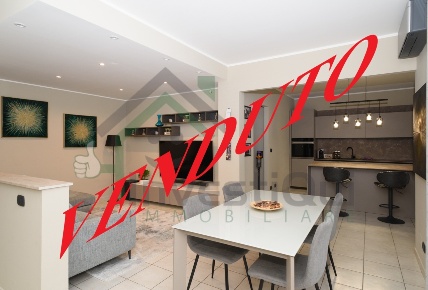 Foto Appartamento a Caselle Torinese di 110 m² con 5 locali in vendita