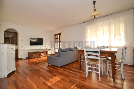 Foto Appartamento a Cornedo Vicentino Centro di 122 m² con 7 locali
