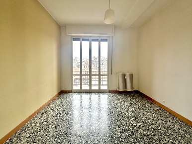 Foto Appartamento a Arona di 75 m² con 2 locali in affitto