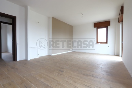 Foto Appartamento in Via Adamello 30, Torri di Quartesolo di 105 m²