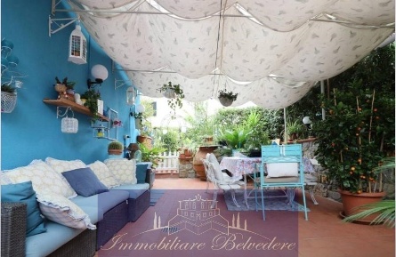 Foto Villa unifamiliare in Via dei Bagni, Greve in Chianti di 210 m²