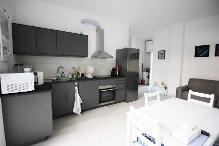 Foto Appartamento in Via Torino 99, Arona Centro di 70 m² con 3 locali