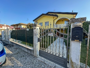 Foto Villa singola in VIA COSTITUZIONE 14, San Michele al Tagliamento