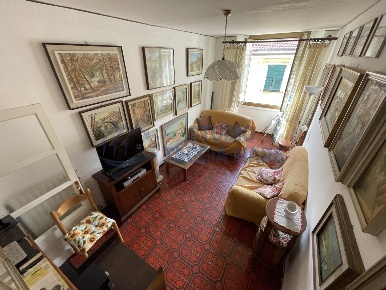 Foto Appartamento in Via Soleri, Taggia Centro di 98 m² con 4 locali