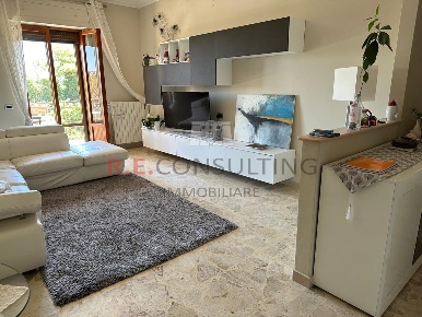 Foto Appartamento in Via Alessandro Volta 7, Crispiano di 128 m² in vendita