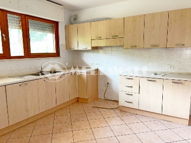 Foto Villa a schiera in Via Tina Merlin 13, Maniago Centro di 151 m²