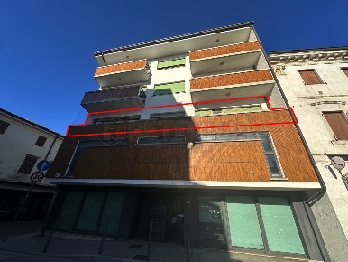 Foto Appartamento in Via Camillo Benso Conte di Cavour 13, Centro di 122 m²