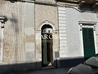 Foto Appartamento a Cavallino Centro di 134 m² con 6 locali in vendita