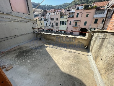 Foto Appartamento in Via Isabella Novaro 12, Taggia Centro di 80 m²