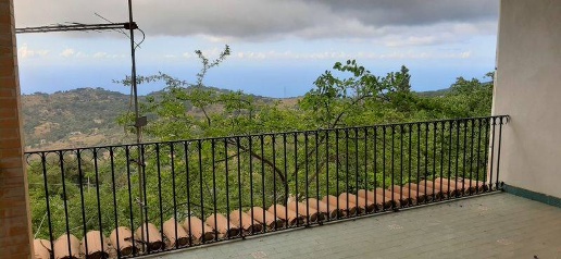 Foto Villa unifamiliare in Contrada Romito, Cefalù di 180 m² con 8 locali