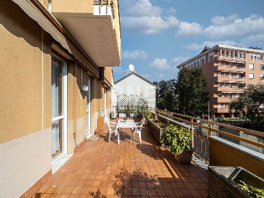 Foto Appartamento in via Mazzini 51, Villasanta di 102 m² con 3 locali