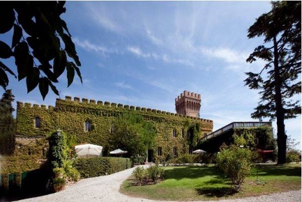 Foto Villa unifamiliare a Campiglia Marittima Centro di 2500 m² in vendita