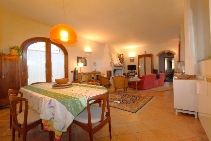 Foto Appartamento a Barberino Tavarnelle di 148 m² con 6 locali in vendita