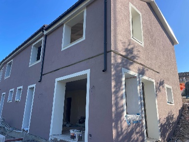Foto Villa bifamiliare a San Severino Marche di 110 m² con 5 locali