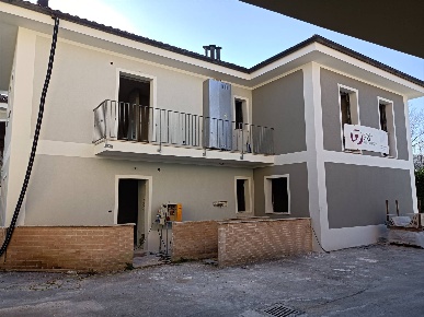 Foto Appartamento a San Severino Marche Centro di 90 m² con 5 locali