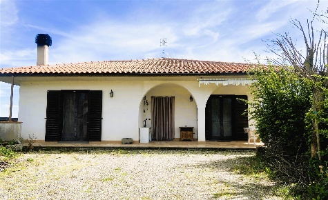 Foto Villa unifamiliare in via Asinello, Montefiascone di 210 m² in vendita