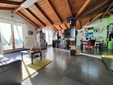 Foto Appartamento a Giffoni Valle Piana Mercato di 170 m² con 3 locali