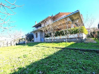 Foto Villa a Vetralla in vendita
