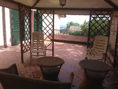 Foto Villa unifamiliare a Montepulciano Centro di 350 m² con 9 locali