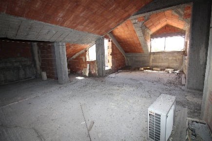 Foto Appartamento in VIA BELFIORE, Francofonte di 175 m² con 4 locali