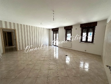 Foto Appartamento in viale ofanto, Foggia San Michele di 100 m² in vendita