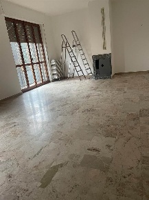 Foto Appartamento a Sant'Angelo Lodigiano Centro di 142 m² con 4 locali