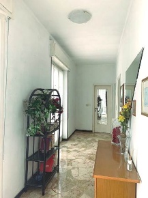 Foto Appartamento a Stradella Centro di 105 m² con 5 locali in vendita