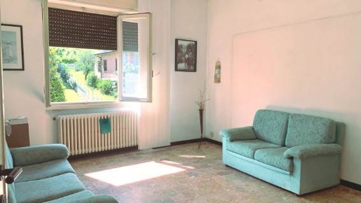 Foto Appartamento a Stradella Centro di 105 m² con 5 locali in vendita