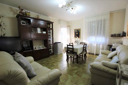 Foto Appartamento in VIA DI VITTORIO, Calderara di Reno Centro di 95 m²