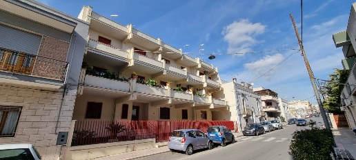 Foto Appartamento in CORSO UMBERTO i, Crispiano di 85 m² con 4 locali