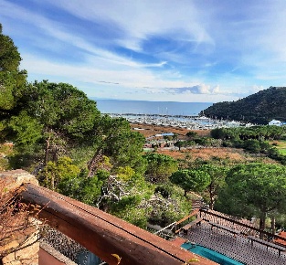 Foto Villa unifamiliare a Monte Argentario Porto Ercole di 200 m²