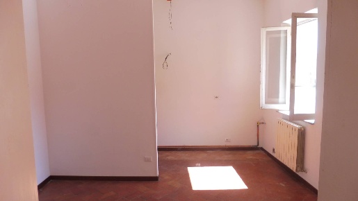 Foto Appartamento a San Severino Marche Centro di 126 m² con 7 locali