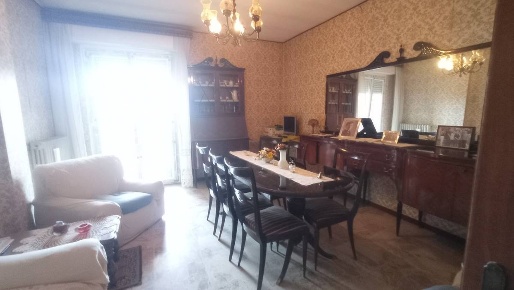 Foto Appartamento a San Severino Marche Centro di 110 m² con 5 locali