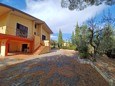 Foto Villa unifamiliare in VIA VOLTERRANA SC, Montespertoli di 100 m²