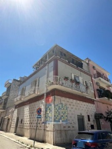 Foto Appartamento a San Ferdinando di Puglia di 110 m² con 5 locali