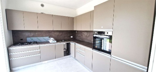 Foto Villa unifamiliare in Via Monte Novegno, Caldogno di 250 m² in affitto