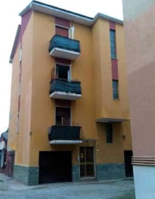 Foto Appartamento in Via Tevere, Caronno Pertusella in vendita