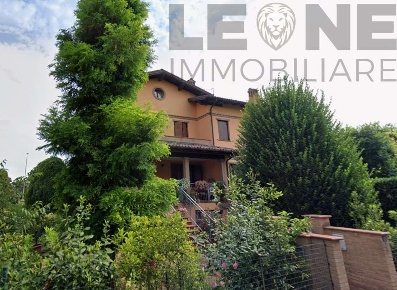 Foto Villa a schiera in via gadda, Castelvetro di Modena in vendita