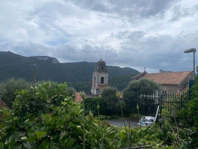 Foto Appartamento a Finale Ligure in vendita