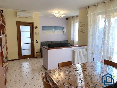 Foto Appartamento in Via Marco Biagi 3, Arluno in vendita