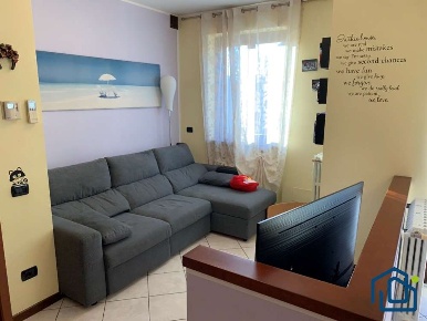 Foto Appartamento in Via Marco Biagi 3, Arluno di 110 m² con 3 locali