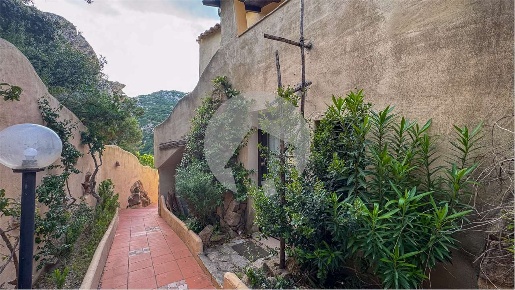 Foto Appartamento in via L'Unfarru  2, Arzachena in vendita