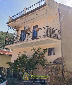 Foto Appartamento in Via Attilio Deffenu 9, Villacidro Centro di 188 m²