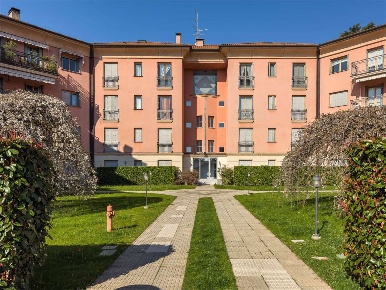 Foto Appartamento in Via fiume 1, Lonate Pozzolo Centro di 80 m² in vendita