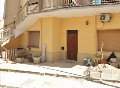 Foto Appartamento in Via Benedetto Croce 11, Carmiano di 142 m² in aste