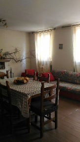 Foto Villa unifamiliare a Seravezza di 180 m² con 6 locali in vendita