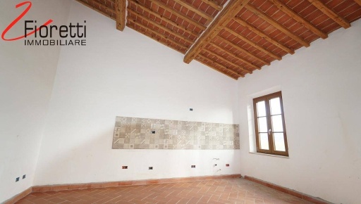 Foto Appartamento a Campiglia Marittima di 70 m² con 5 locali in vendita