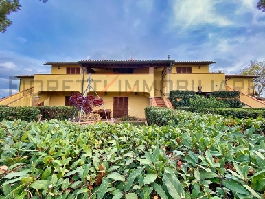 Foto Appartamento a Campiglia Marittima di 79 m² con 3 locali in vendita