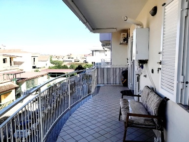 Foto Appartamento a Gricignano di Aversa di 100 m² con 4 locali in vendita